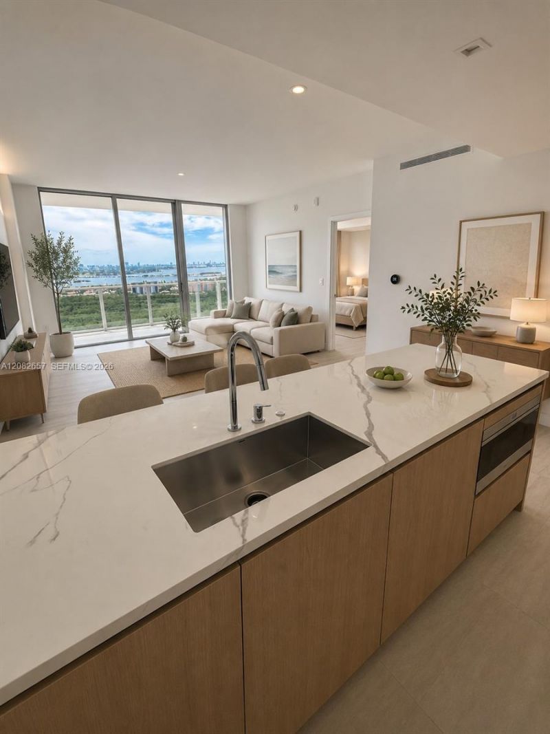 2411 Laguna Circle , Unit 2703, North Miami, FL 33181 Photo