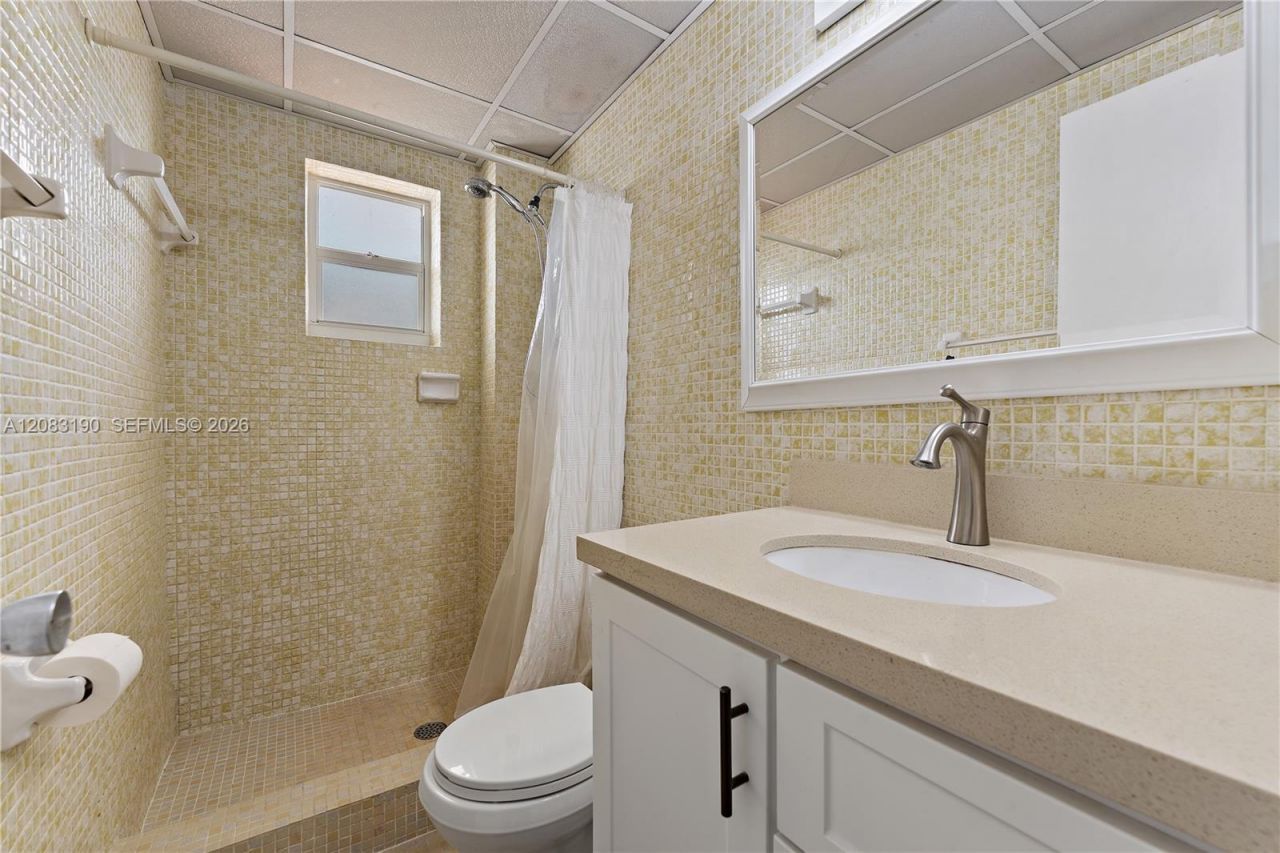 621 Cuda Ln, Unit 2, Key Largo, FL 33037 Photo