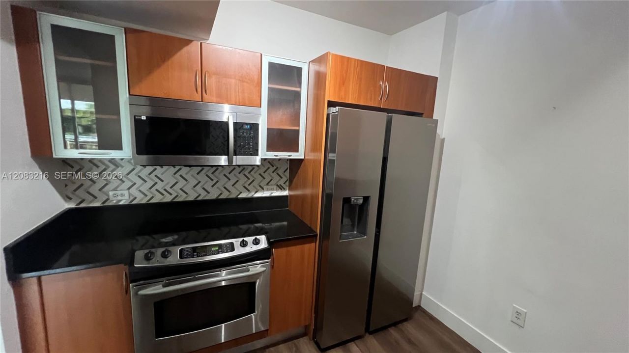 2775 NE 187th St , Unit 227, Aventura, FL 33180 Photo