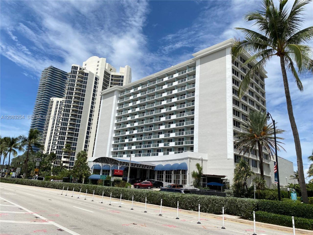 19201 Collins Ave , Unit 314, Sunny Isles Beach, FL 33160 Photo
