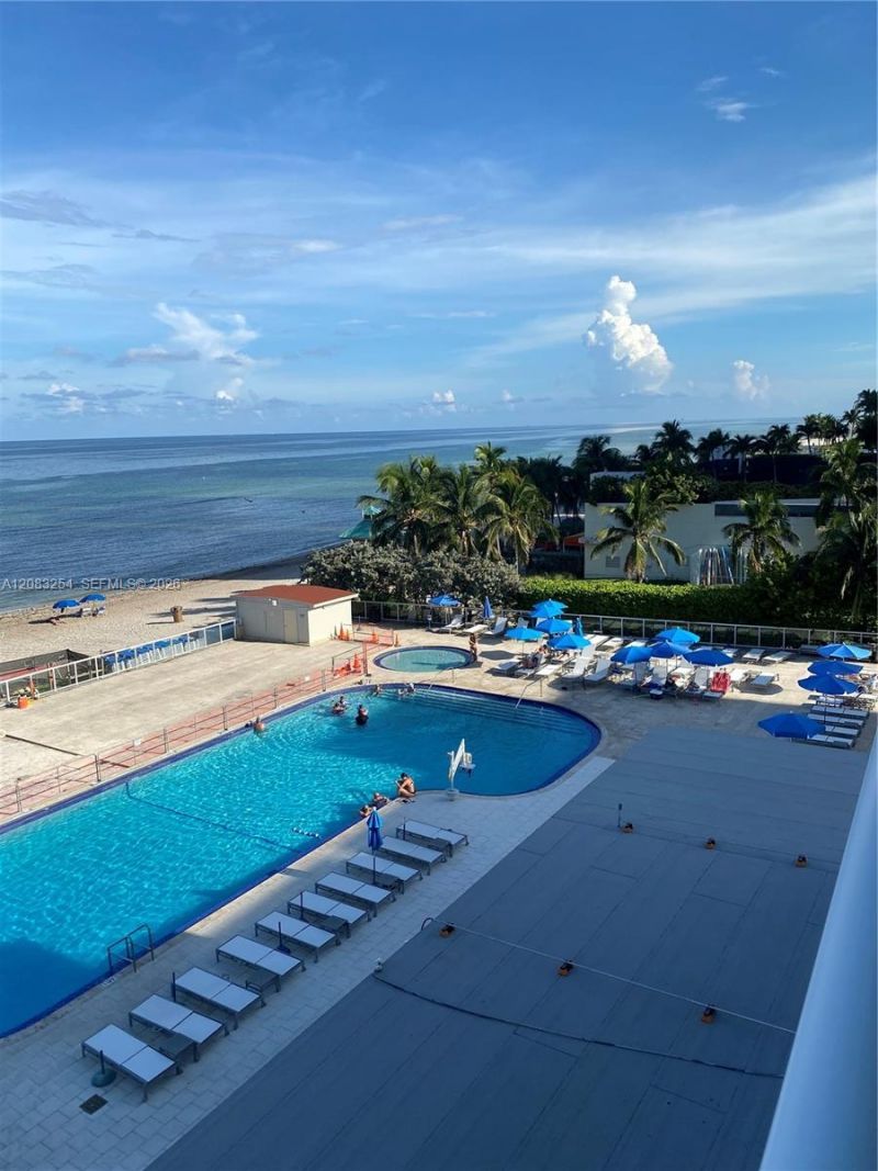 19201 Collins Ave , Unit 314, Sunny Isles Beach, FL 33160 Photo