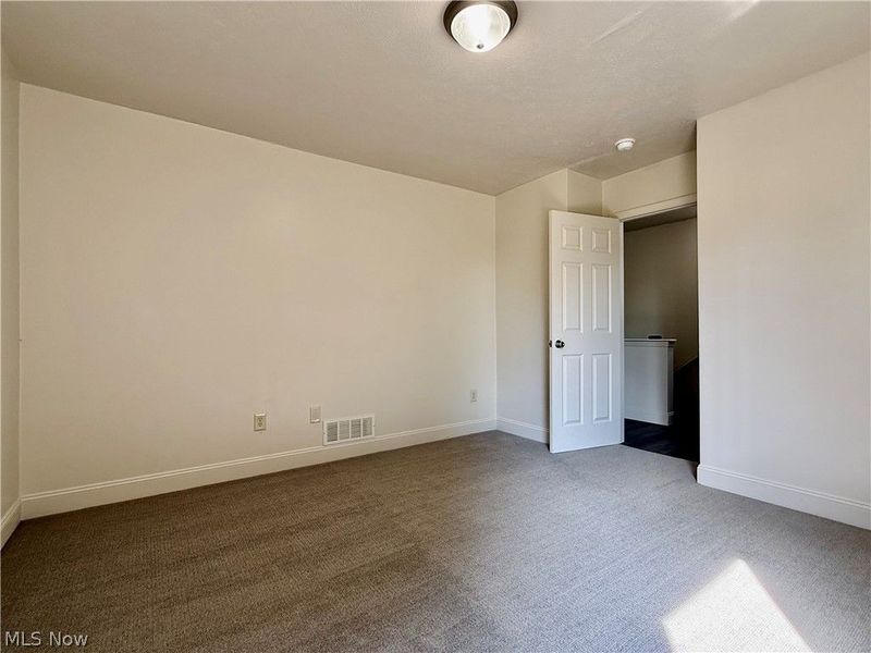 241 Reed Avenue, Campbell, OH 44405 Photo 11