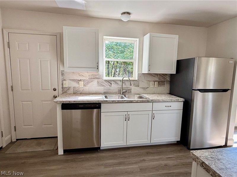 241 Reed Avenue, Campbell, OH 44405 Photo 8