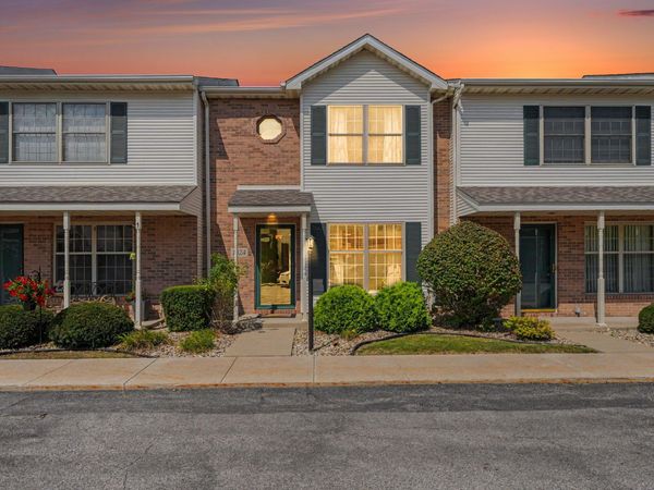 1824 Cottonwood Court , Crown Point, IN 46307