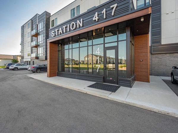417 ALDON CIRCLE, Unit 302, Green Bay, WI 54304