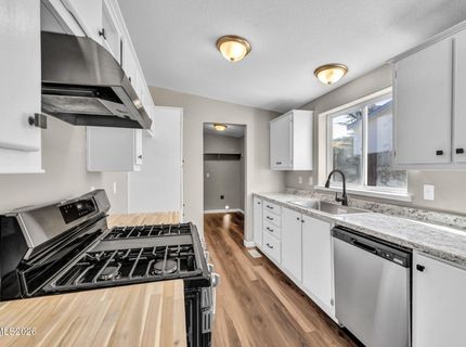 4962 Newport Court, Reno, NV 89506 Photo