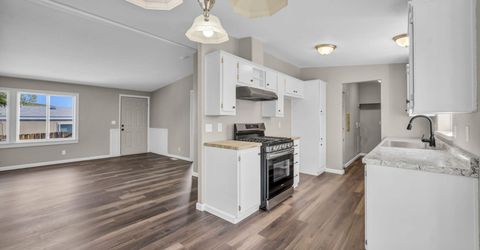 4962 Newport Court, Reno, NV 89506 Photo