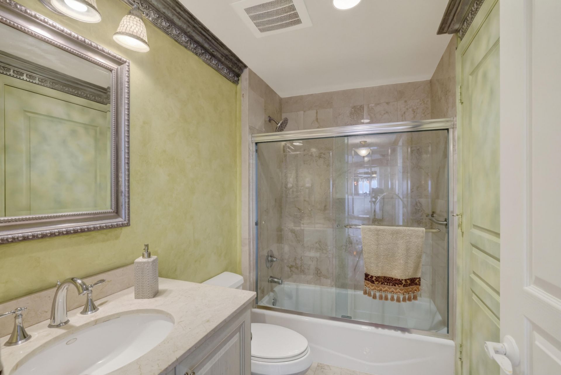 1460 S Ocean Boulevard, Unit 701, Lauderdale by the Sea, FL 33062 Photo