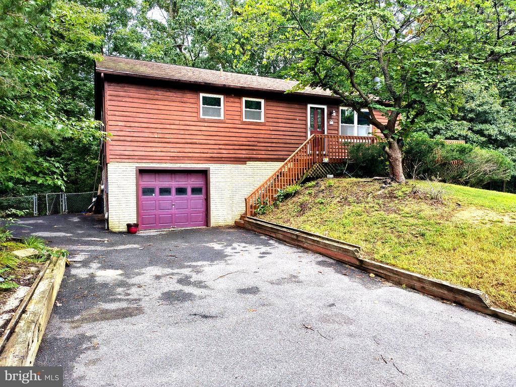 542 CHISHOLM TRL TRAIL , LUSBY, MD 20657