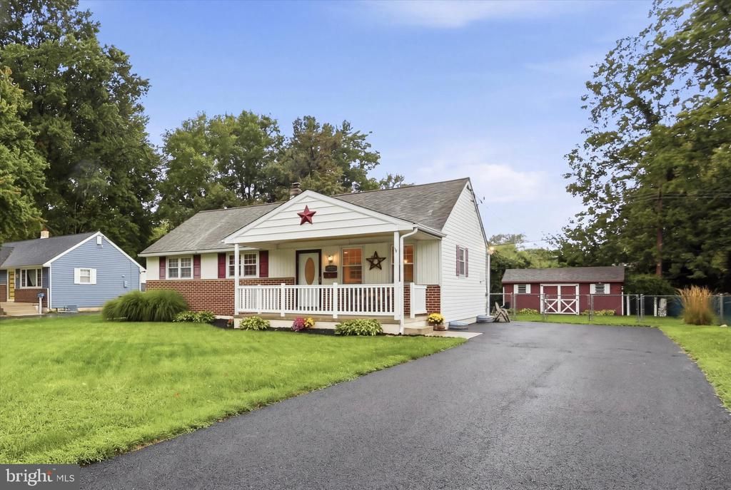 2386 2ND AVENUE, MARCUS HOOK, PA 19061