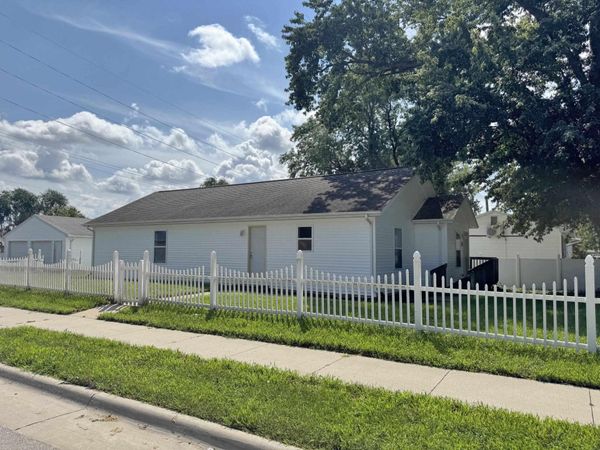 140 Summerhays Street, Tiffin, IA 52340