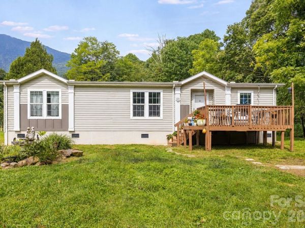 36 Woodrat Drive , Burnsville, NC 28714