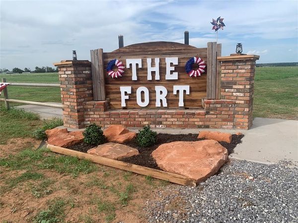 11111 N Hazlett- Highway 9 Highway, Fort Cobb, OK 73038