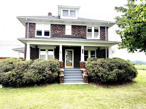 2454 E Labo Road, Carleton, MI 48117