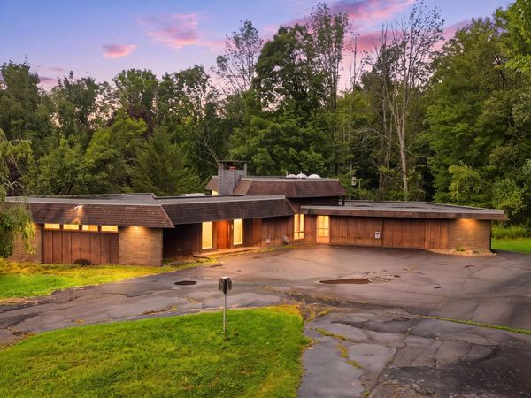 2971 Lake Ariel Highway , Honesdale, PA 18431