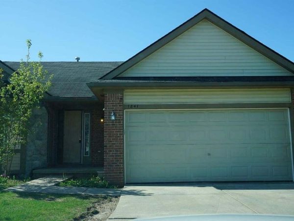 1841 Wexford Circle, Ypsilanti, MI 48198