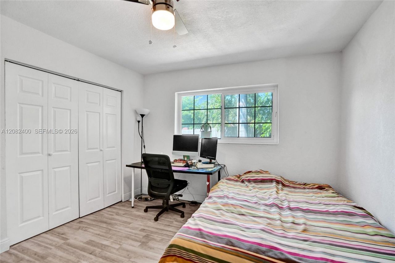 1124 NW 16th St , Fort Lauderdale, FL 33311 Photo