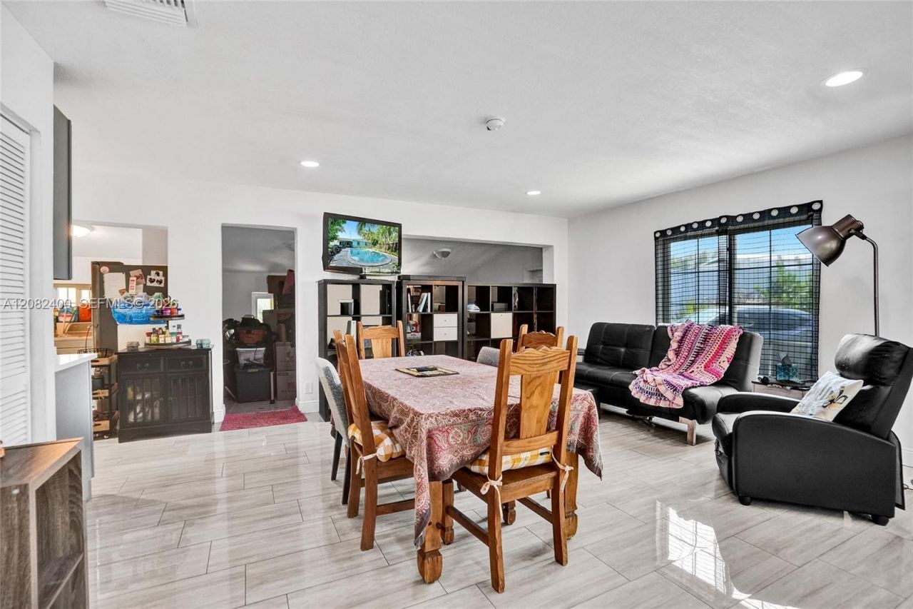 1124 NW 16th St , Fort Lauderdale, FL 33311 Photo