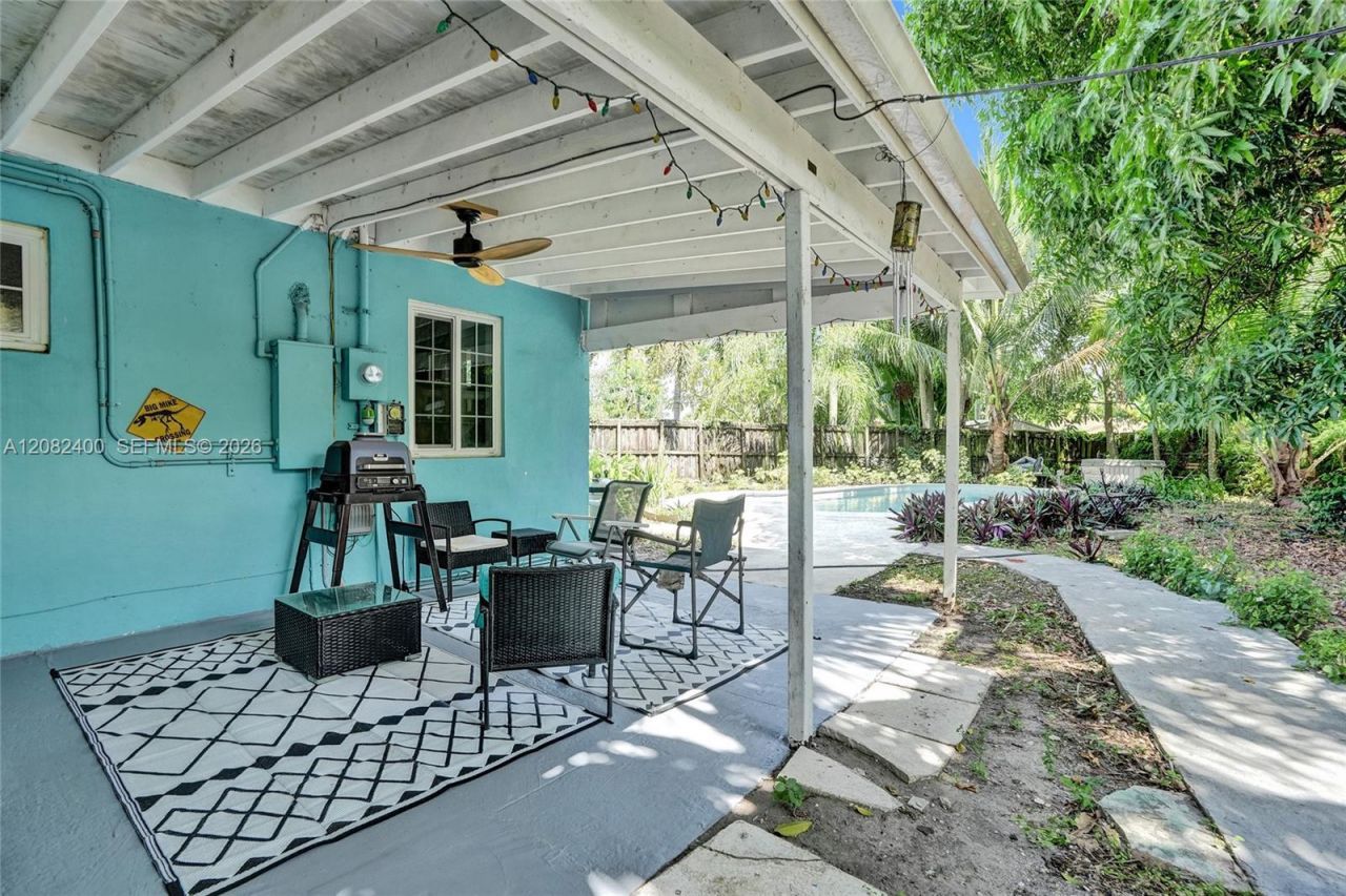 1124 NW 16th St , Fort Lauderdale, FL 33311 Photo