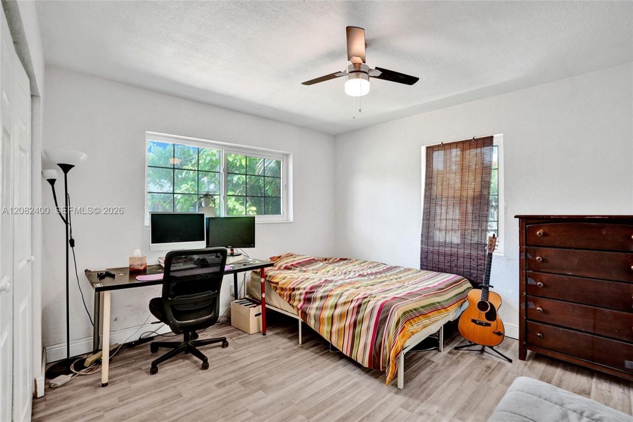 1124 NW 16th St , Fort Lauderdale, FL 33311 Photo
