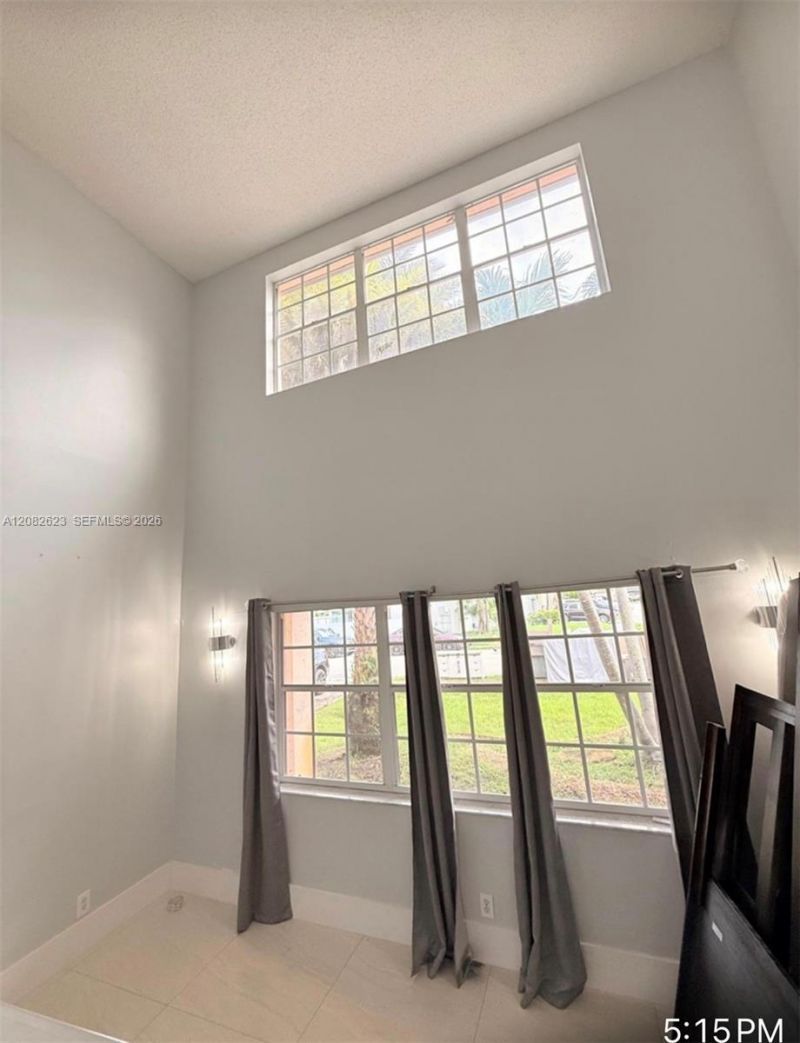 10151 SW 9th Ln, Unit 10151, Pembroke Pines, FL 33025 Photo