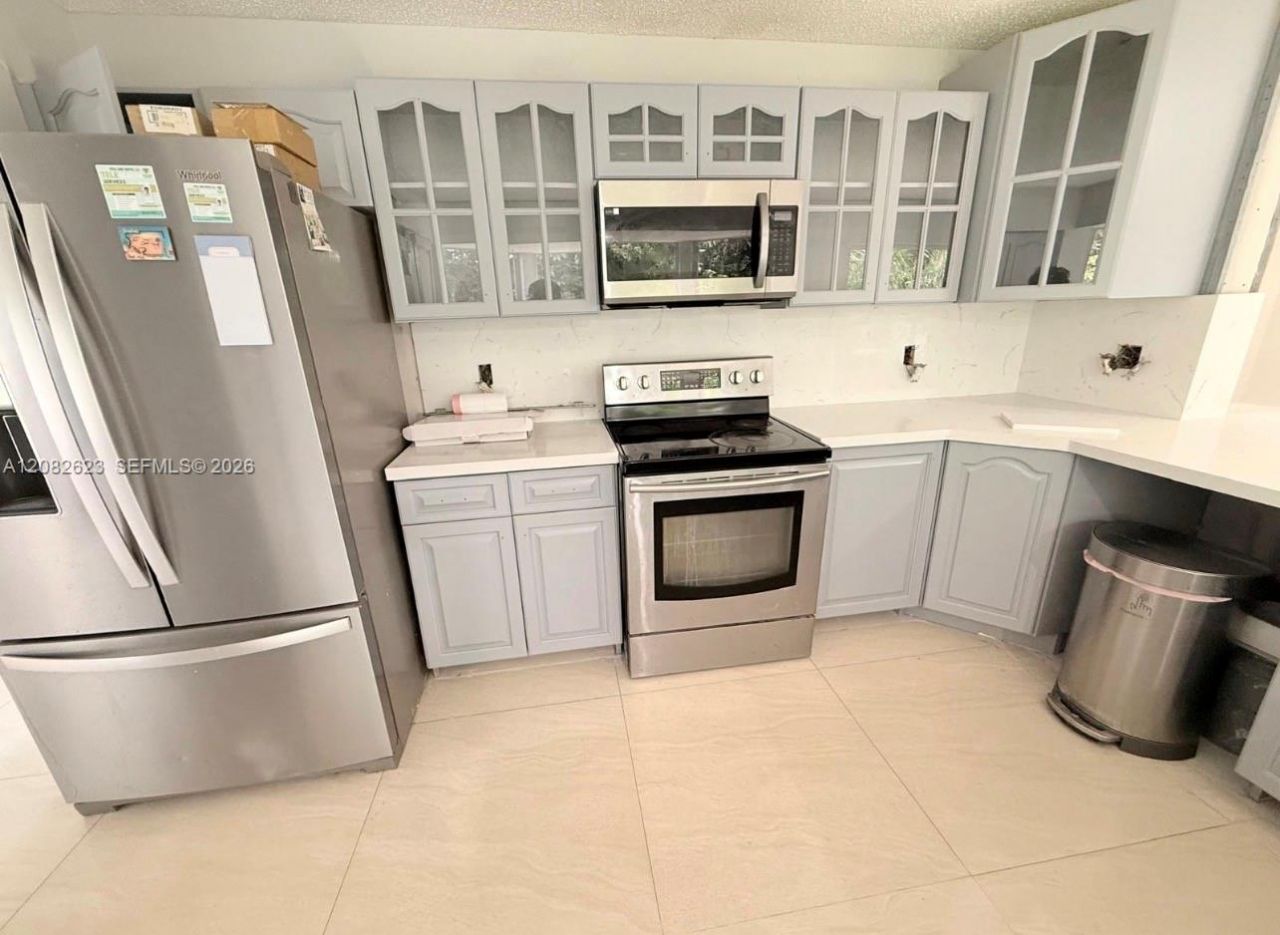 10151 SW 9th Ln, Unit 10151, Pembroke Pines, FL 33025 Photo