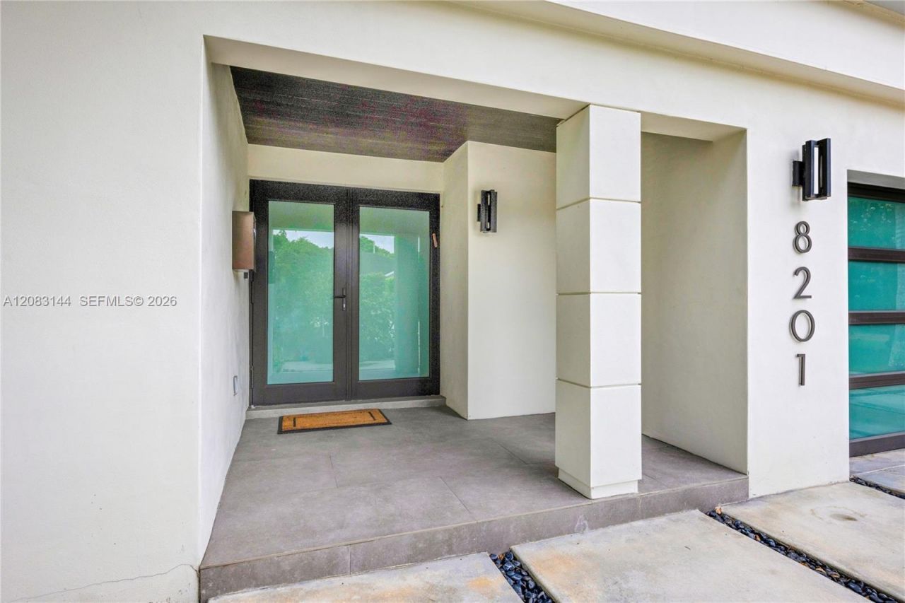 8201 SW 62nd Ave, South Miami, FL 33143 Photo