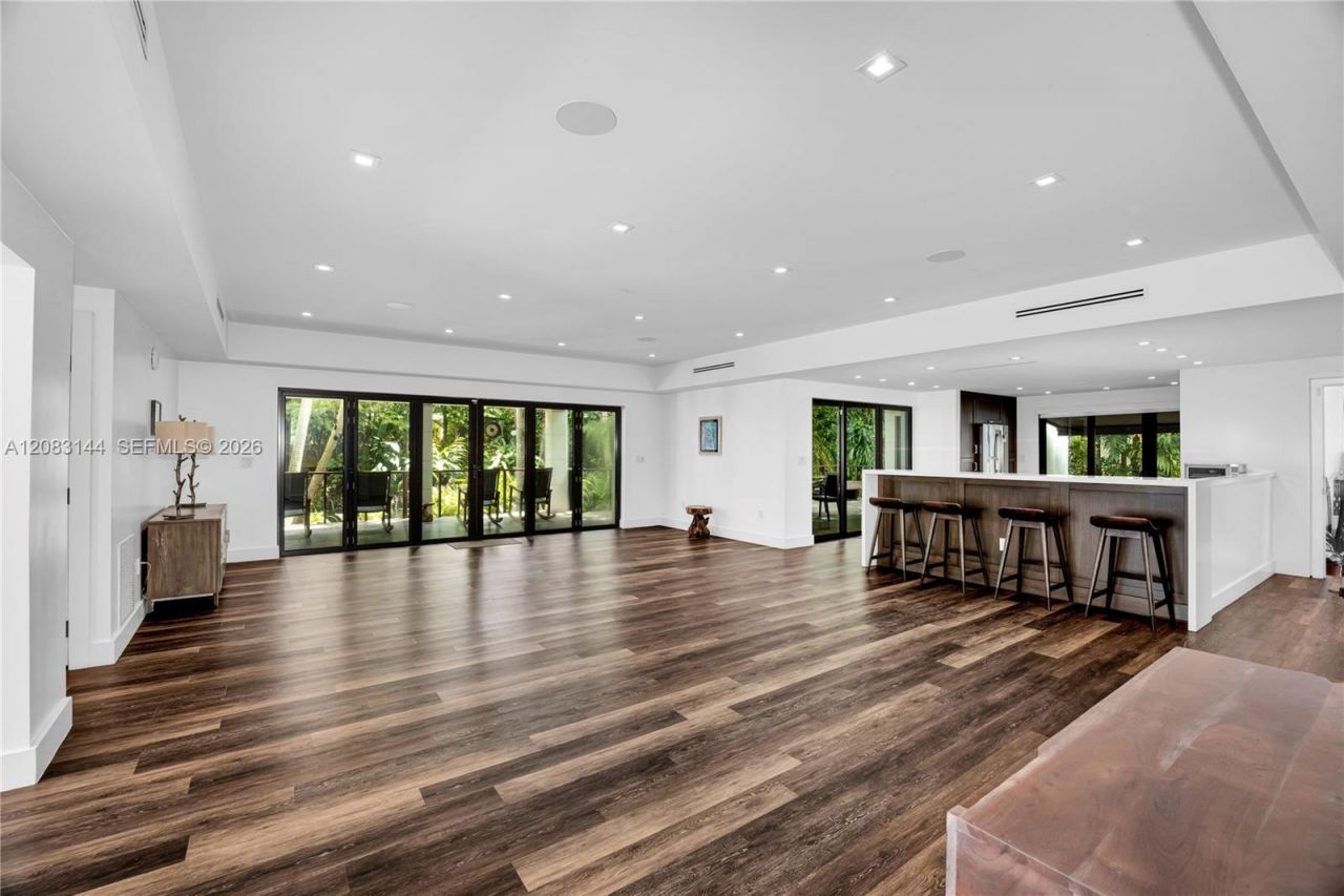 8201 SW 62nd Ave, South Miami, FL 33143 Photo