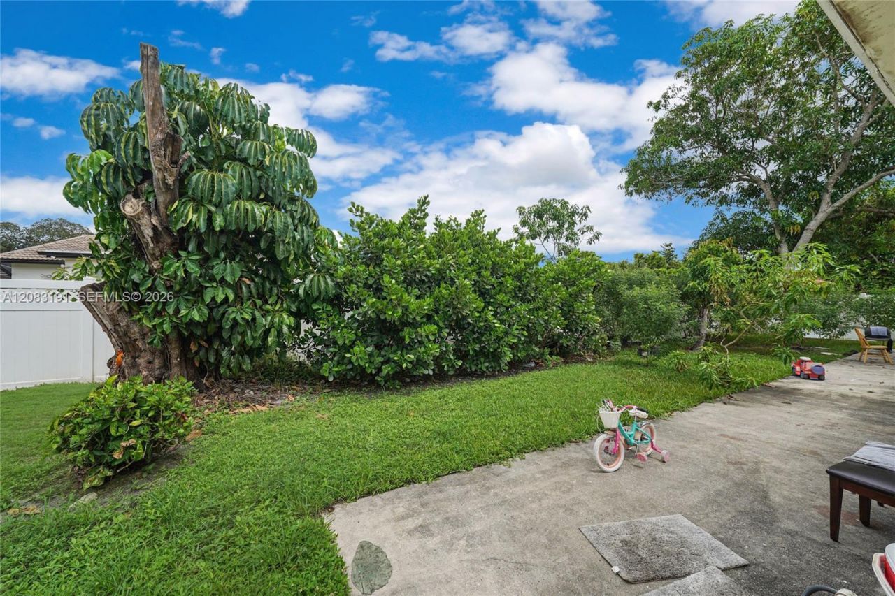 11041 NW 39th St , Coral Springs, FL 33065 Photo