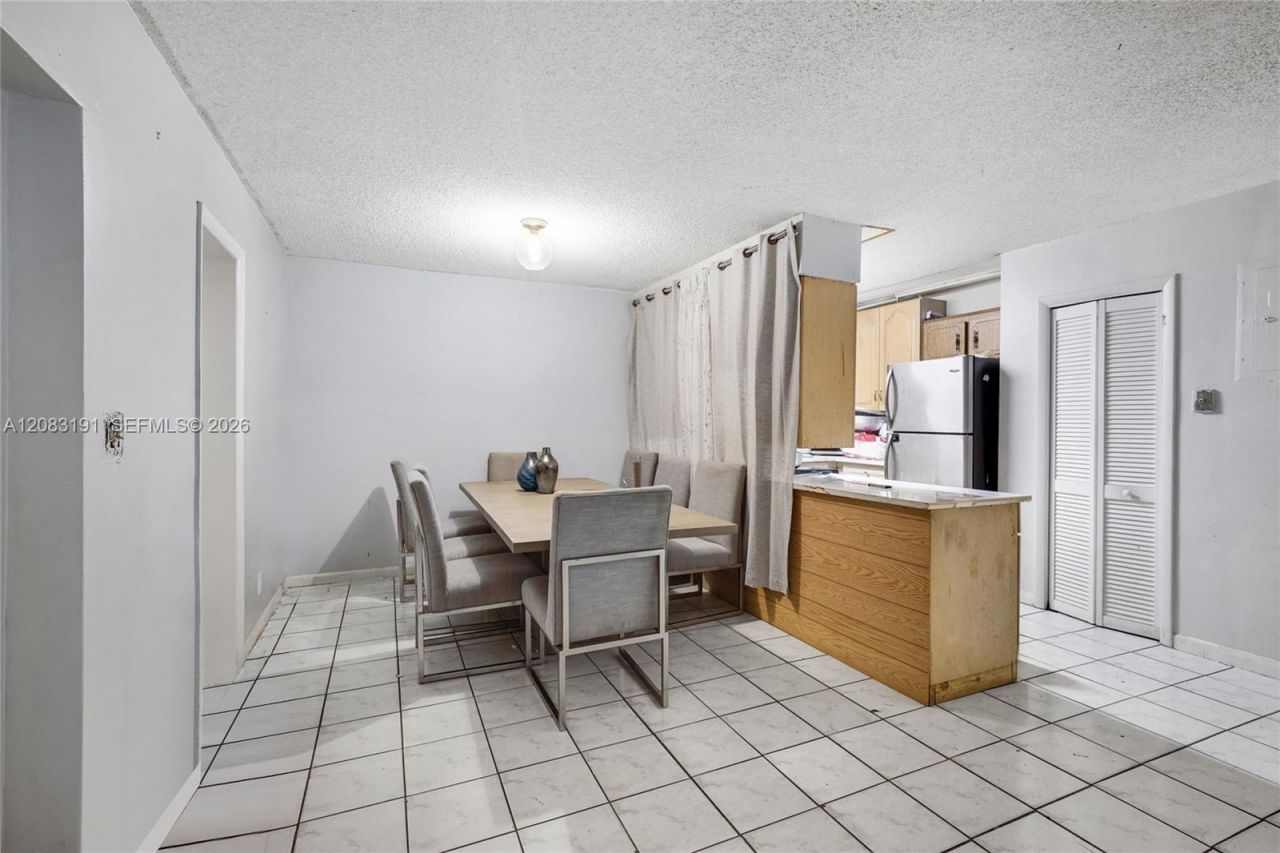 11041 NW 39th St , Coral Springs, FL 33065 Photo