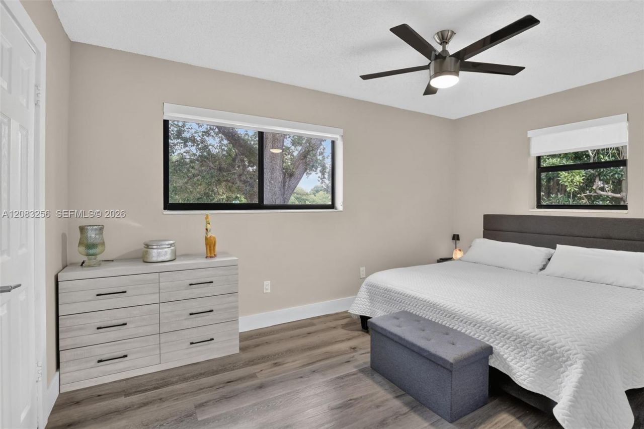 20310 NE 14th Ave , Miami, FL 33179 Photo