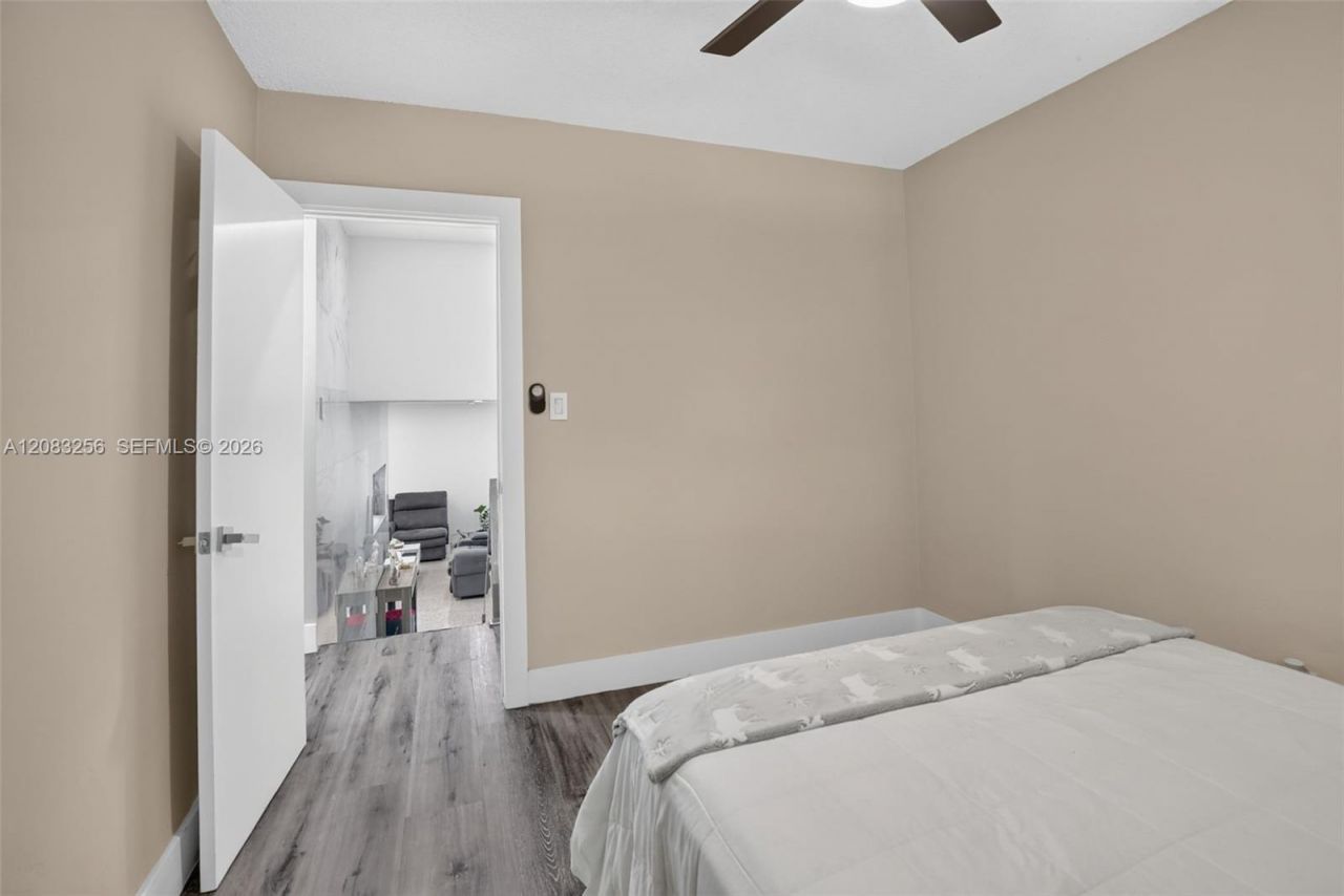 20310 NE 14th Ave , Miami, FL 33179 Photo
