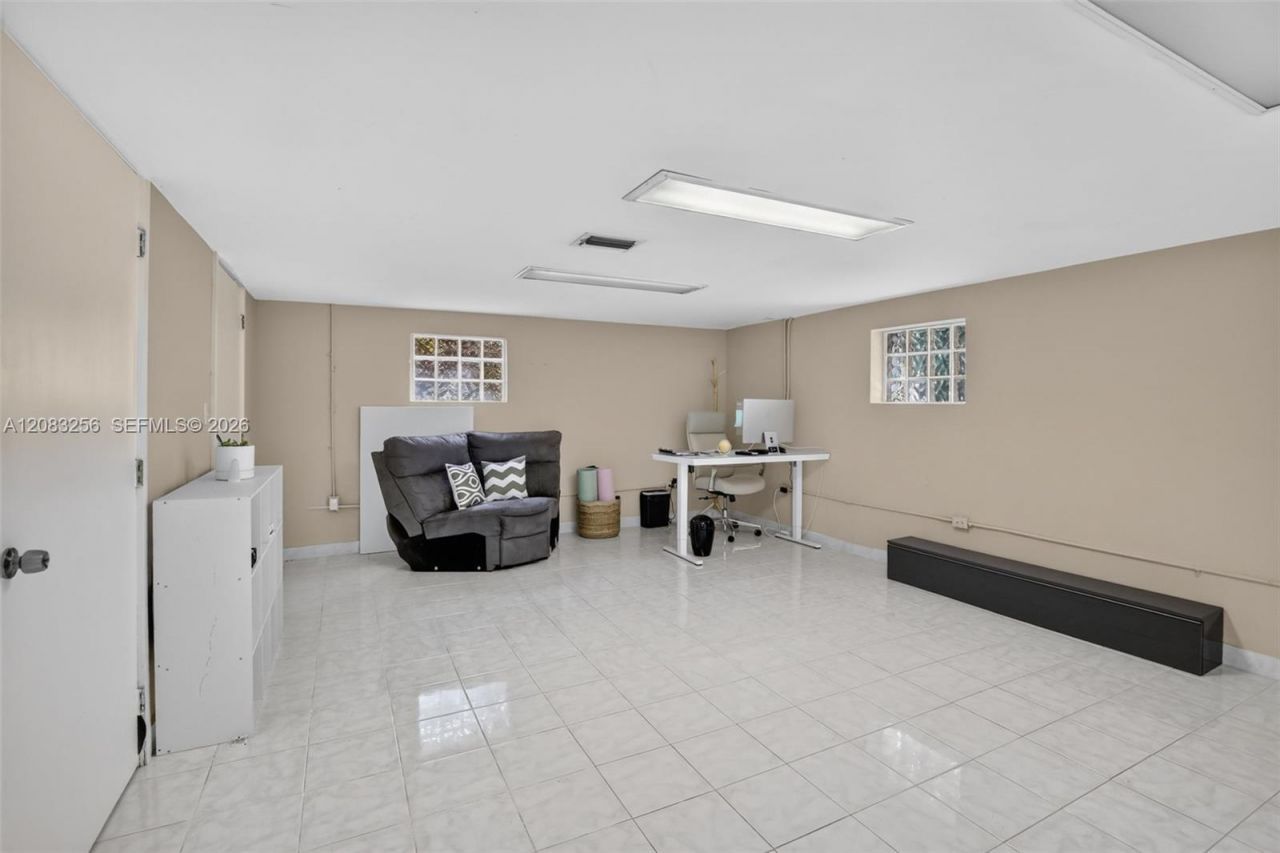 20310 NE 14th Ave , Miami, FL 33179 Photo