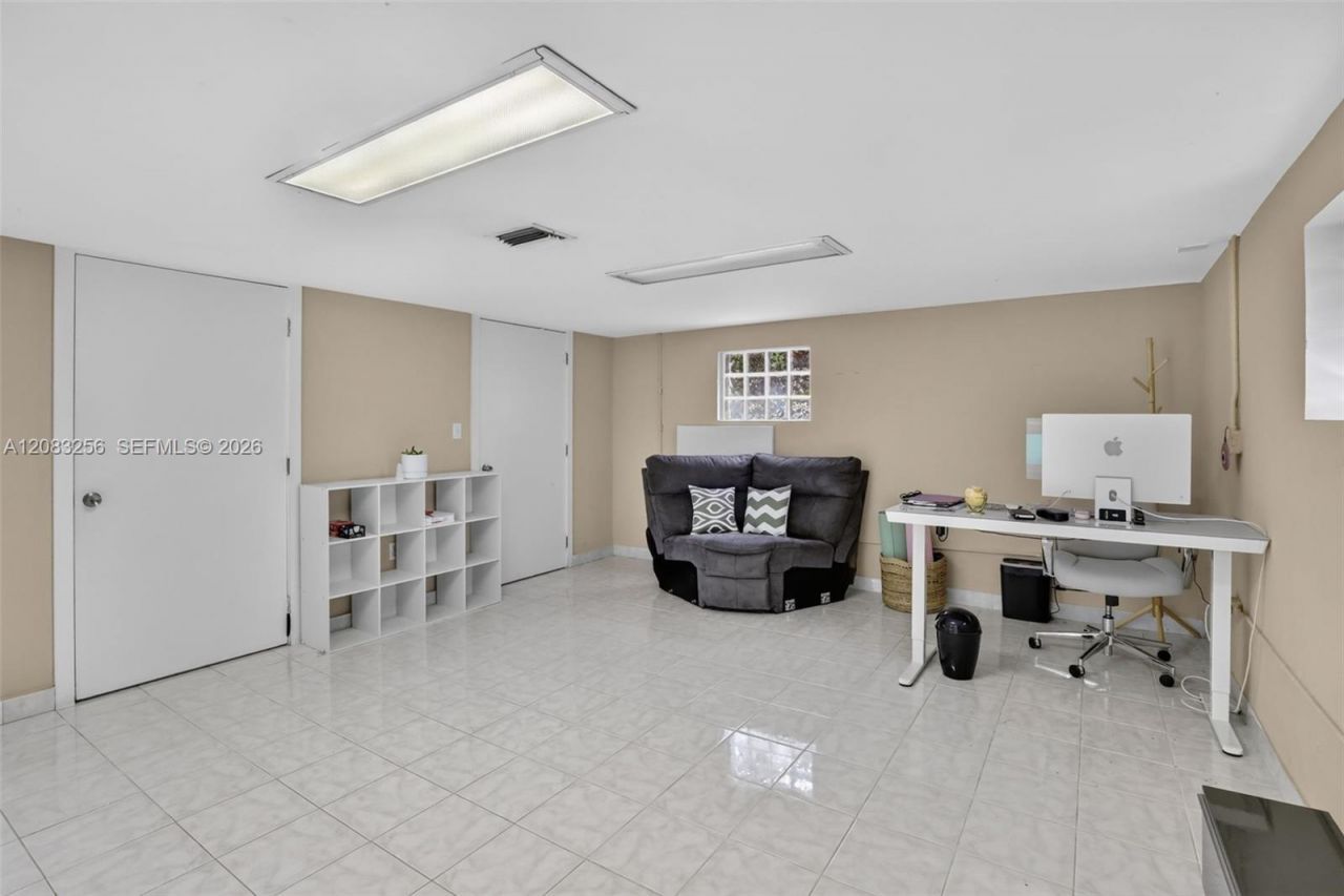 20310 NE 14th Ave , Miami, FL 33179 Photo