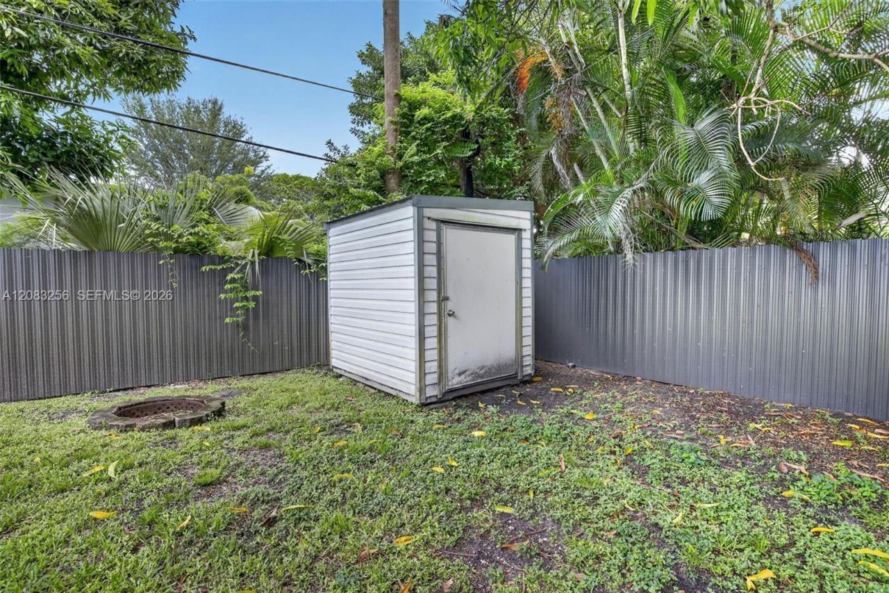 20310 NE 14th Ave , Miami, FL 33179 Photo