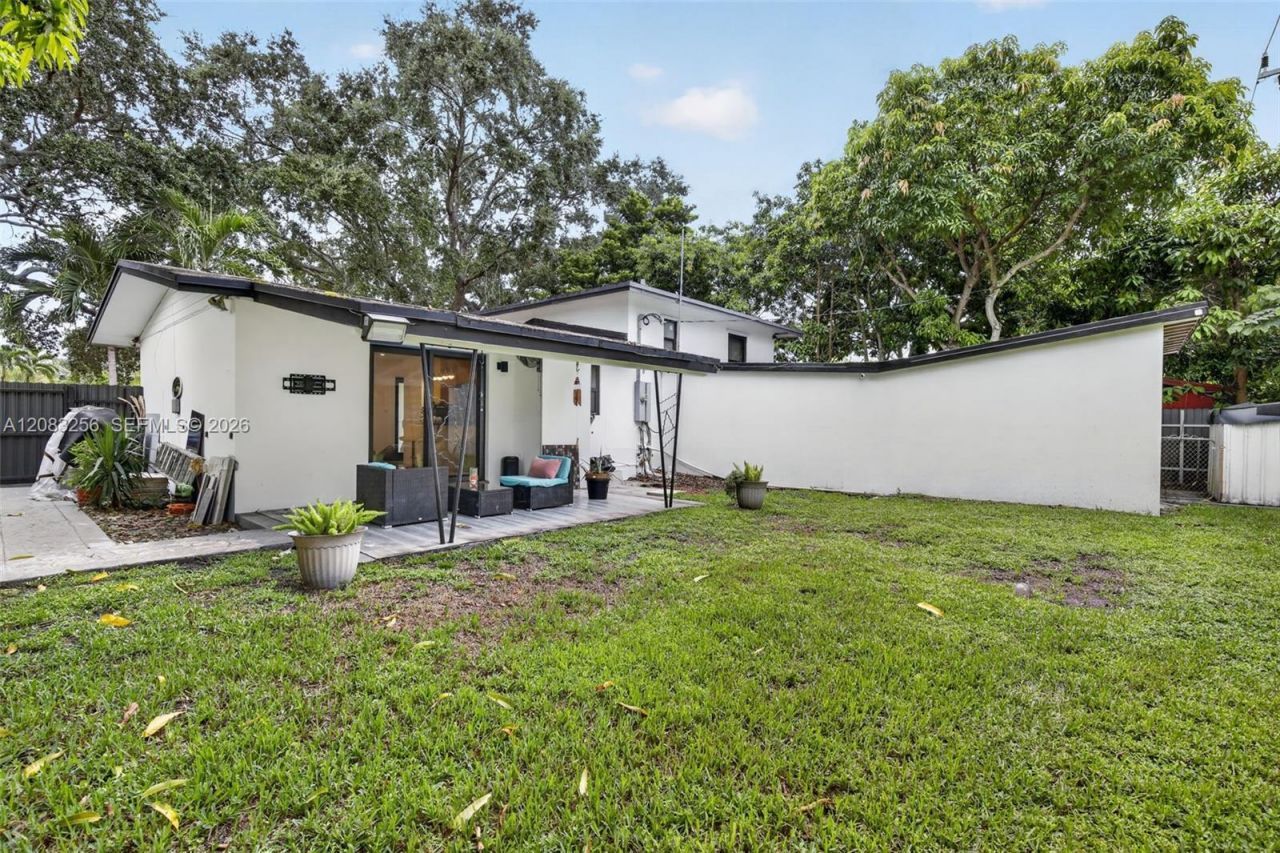 20310 NE 14th Ave , Miami, FL 33179 Photo