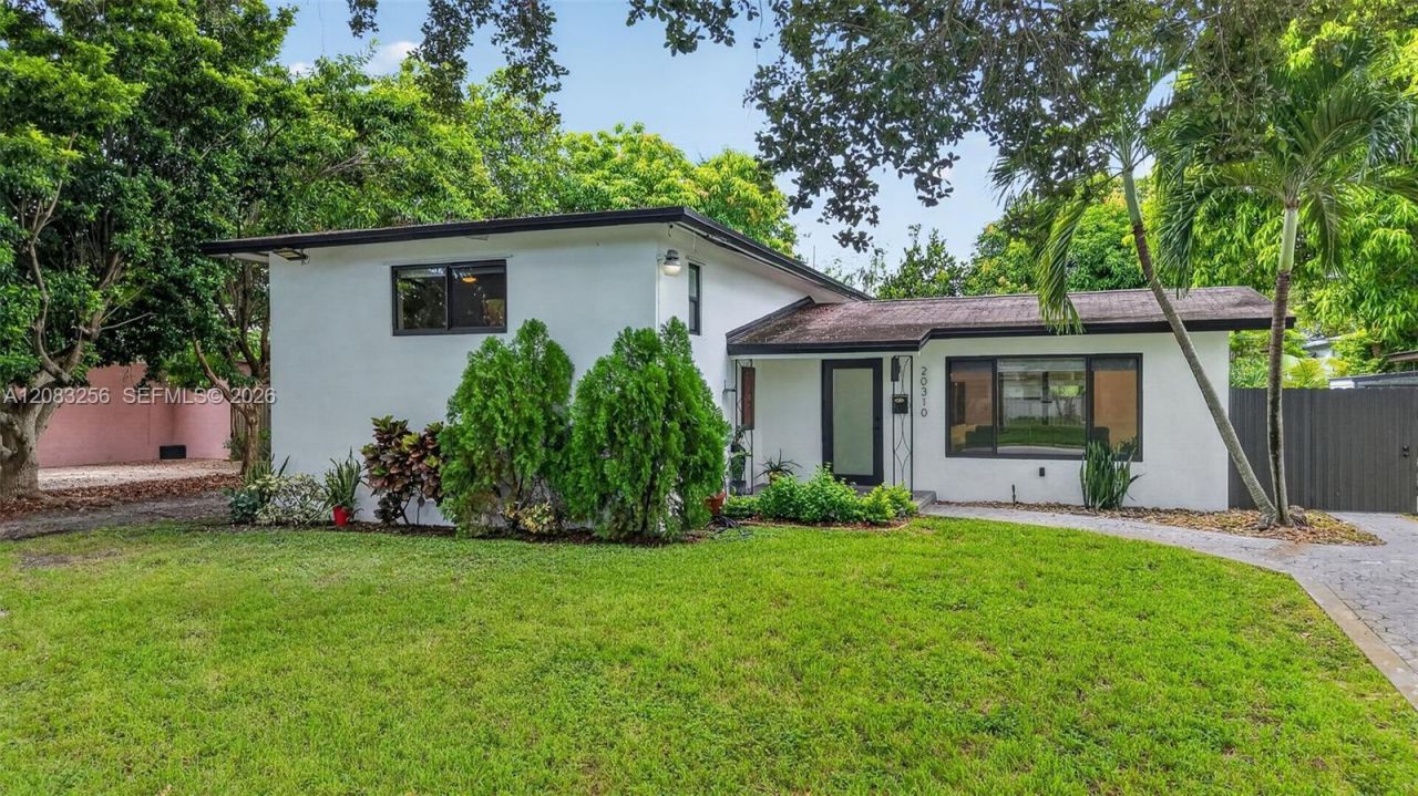 20310 NE 14th Ave , Miami, FL 33179 Photo