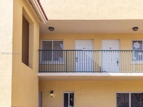 12625 SW 91st St , Unit 203, Miami, FL 33186