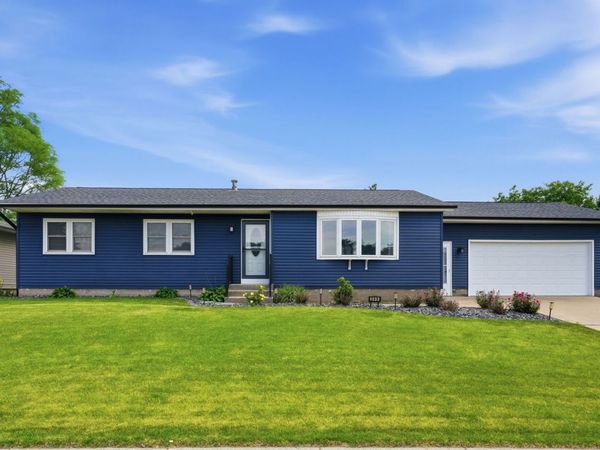 349 W CEDAR Lane , Walcott, IA 52773