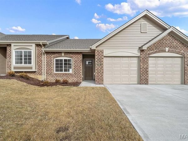 871 Walter Way , Washington, MO 63090