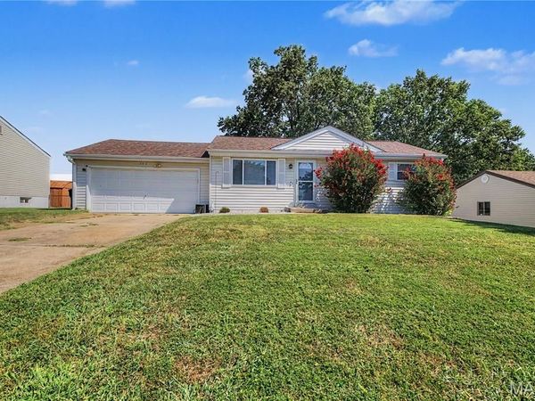 143 Bertrand Drive, St Louis, MO 63129