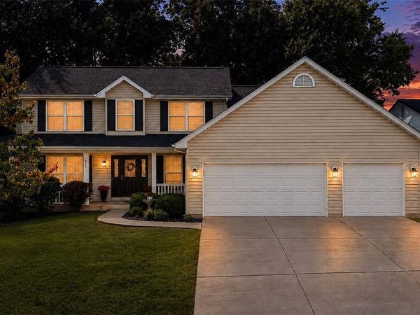 903 Indian Rock Court, Wentzville, MO 63385