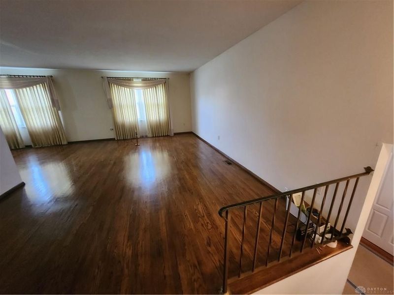 5512 Olive Tree Drive, Trotwood, OH 45426 Photo 4