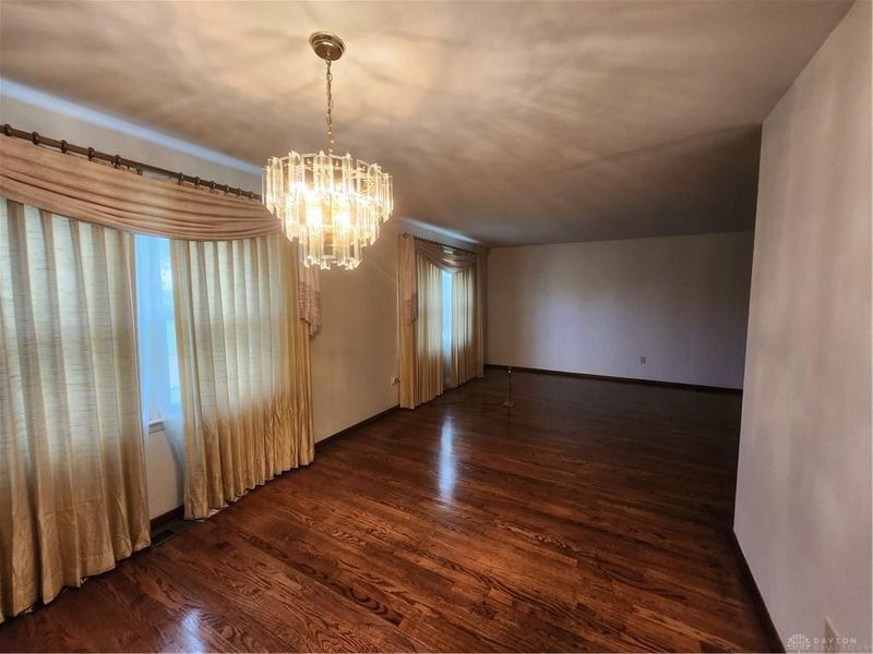 5512 Olive Tree Drive, Trotwood, OH 45426 Photo 8