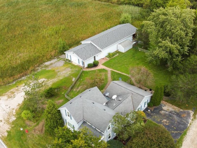 5821 N Benton Carroll Road, Oak Harbor, OH 43449 Photo 3