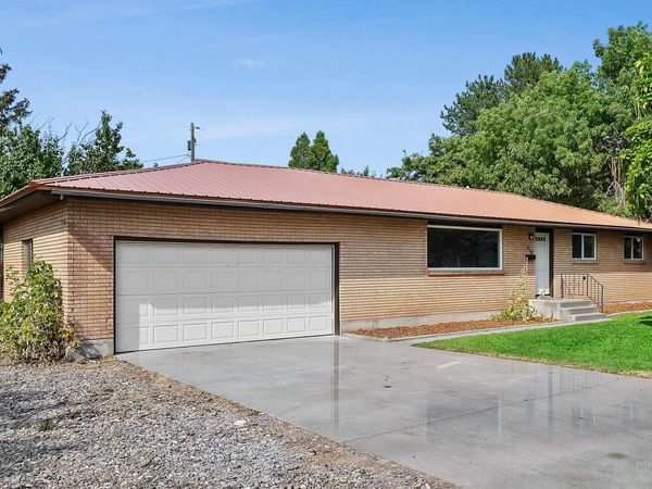 416 Dubois Ave, Twin Falls, ID 83301