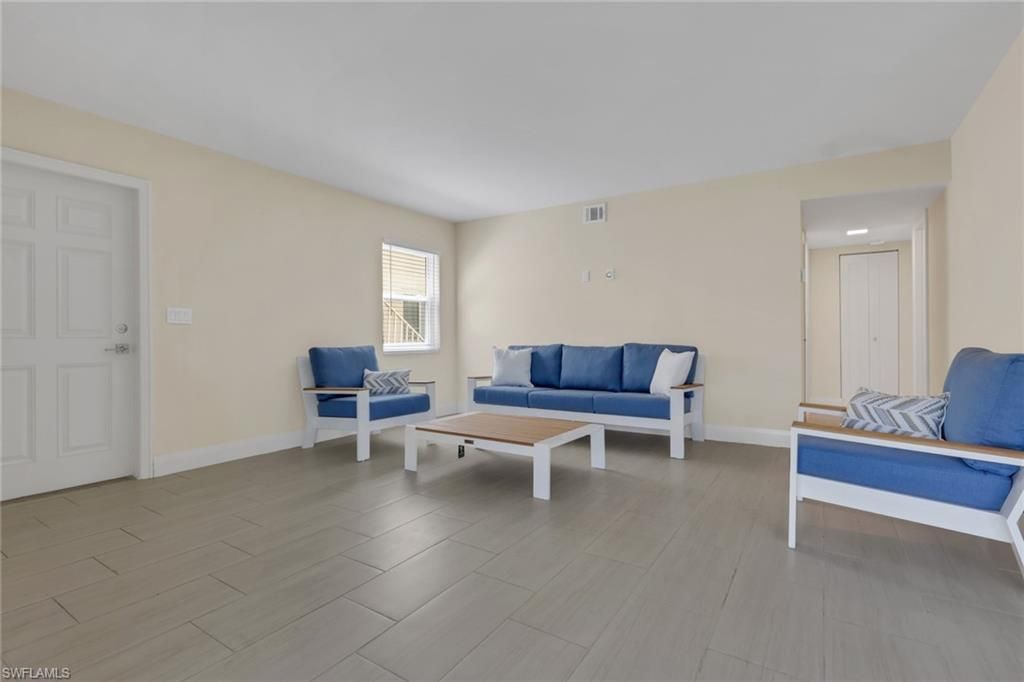 1155 Sandpiper St, Unit D1, Naples, FL 34102 Photo