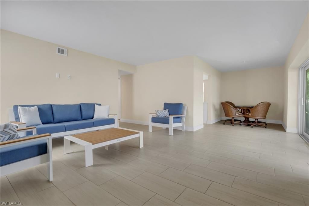 1155 Sandpiper St, Unit D1, Naples, FL 34102 Photo