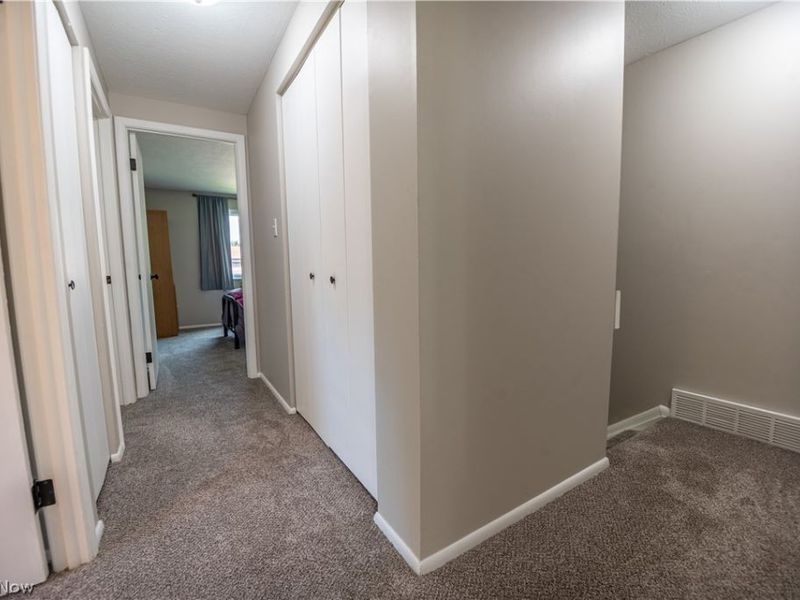 26674 Lake Of The Falls Boulevard, Olmsted Falls, OH 44138 Photo 22