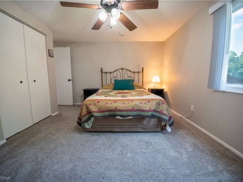 26674 Lake Of The Falls Boulevard, Olmsted Falls, OH 44138 Photo 23
